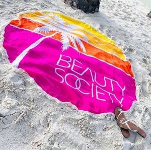 [NWOT] Beauty Society beach blanket